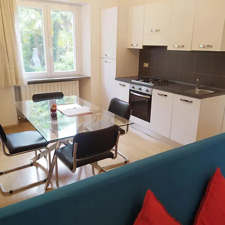 Apartamento Dei Fiori Luino